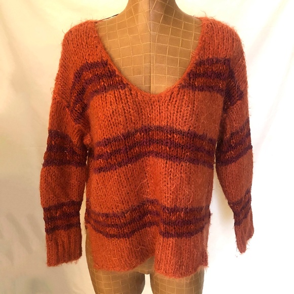Free People Fuzzy Knit Tunic Style V-Neck Sweater - Picture 1 of 12